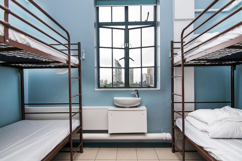Rest Up Hostel ลอนดอน ภายนอก รูปภาพ