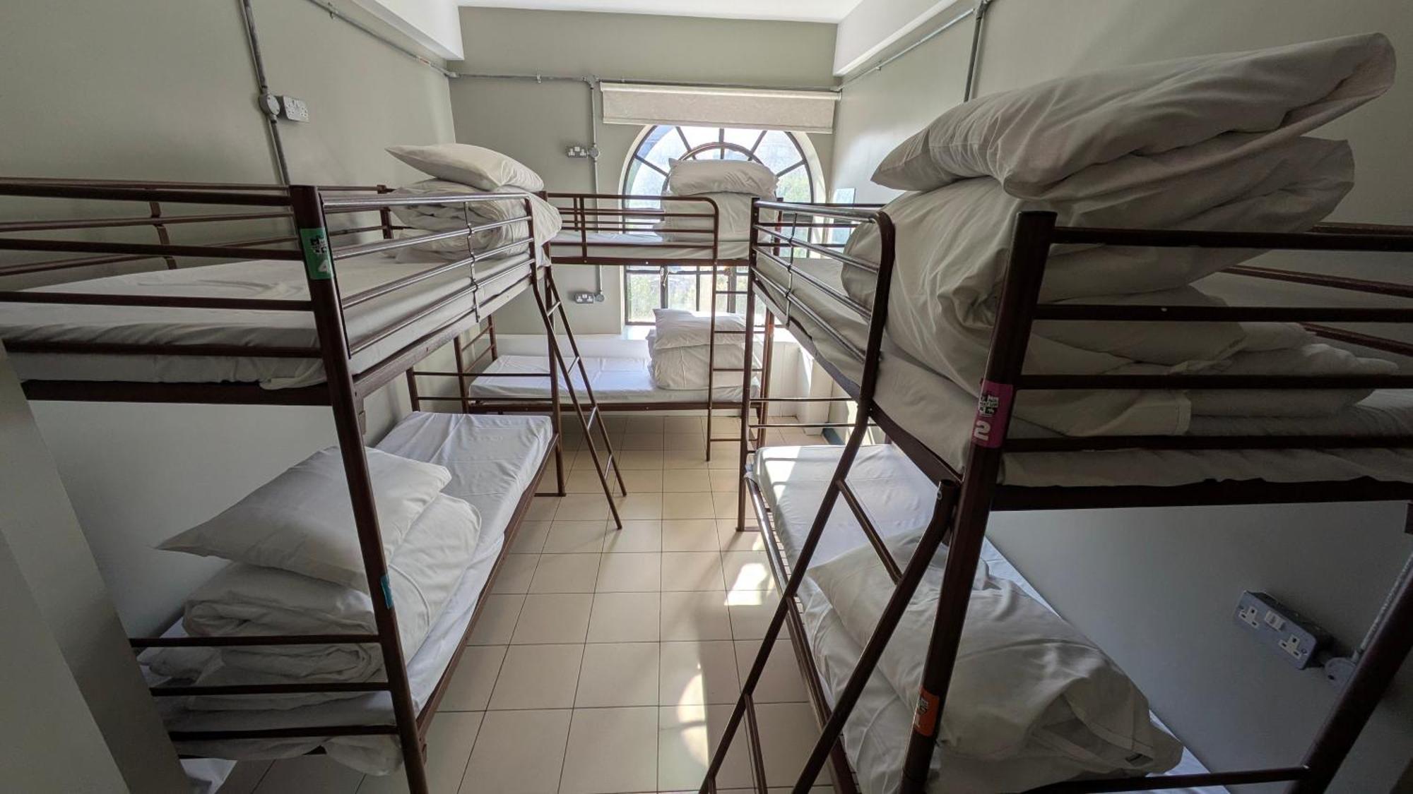 Rest Up Hostel ลอนดอน ภายนอก รูปภาพ